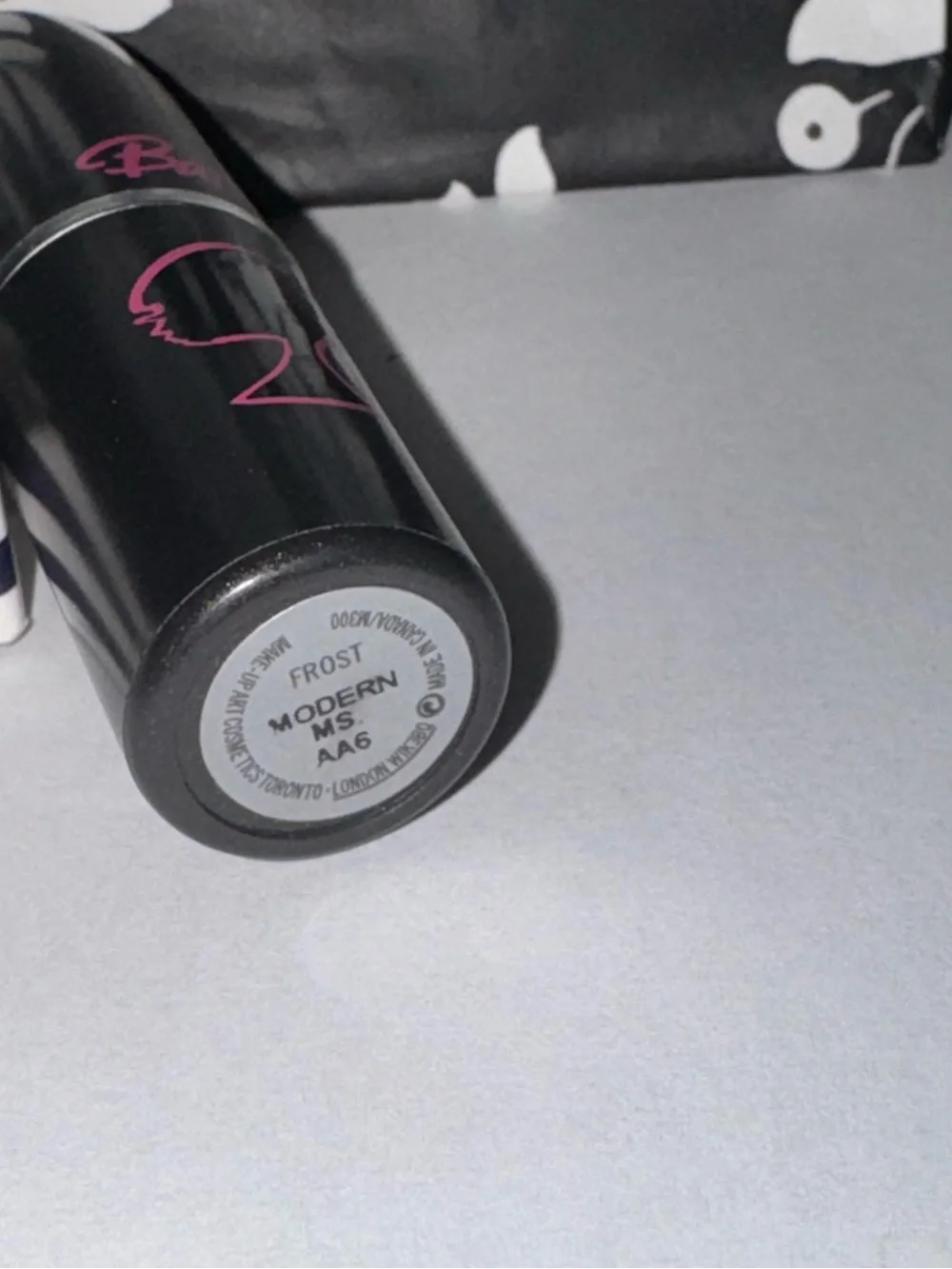 Mac Modern Ms Lipstick-Barbie collection